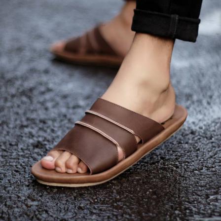 different types of men`s leather sandals