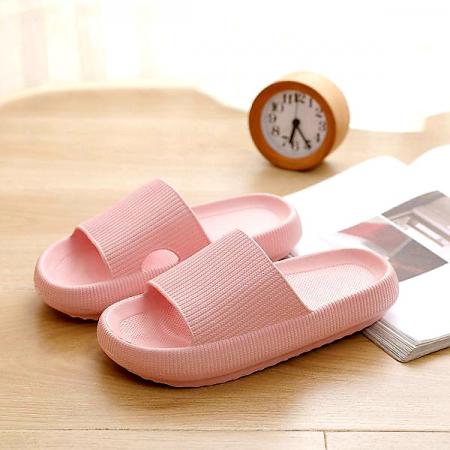 Reasons for Popularity of Rubber Home Slippers