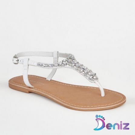Factors to Consider When Selecting Women’s Leather Sandals