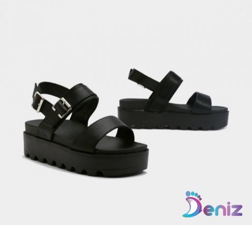 Selling leather platform sandals black