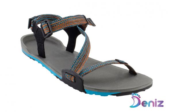 What are the advantages of leather sandals?