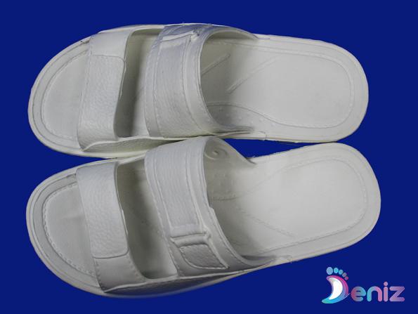Factors to Consider When Selecting Women’s Rubber Slippers