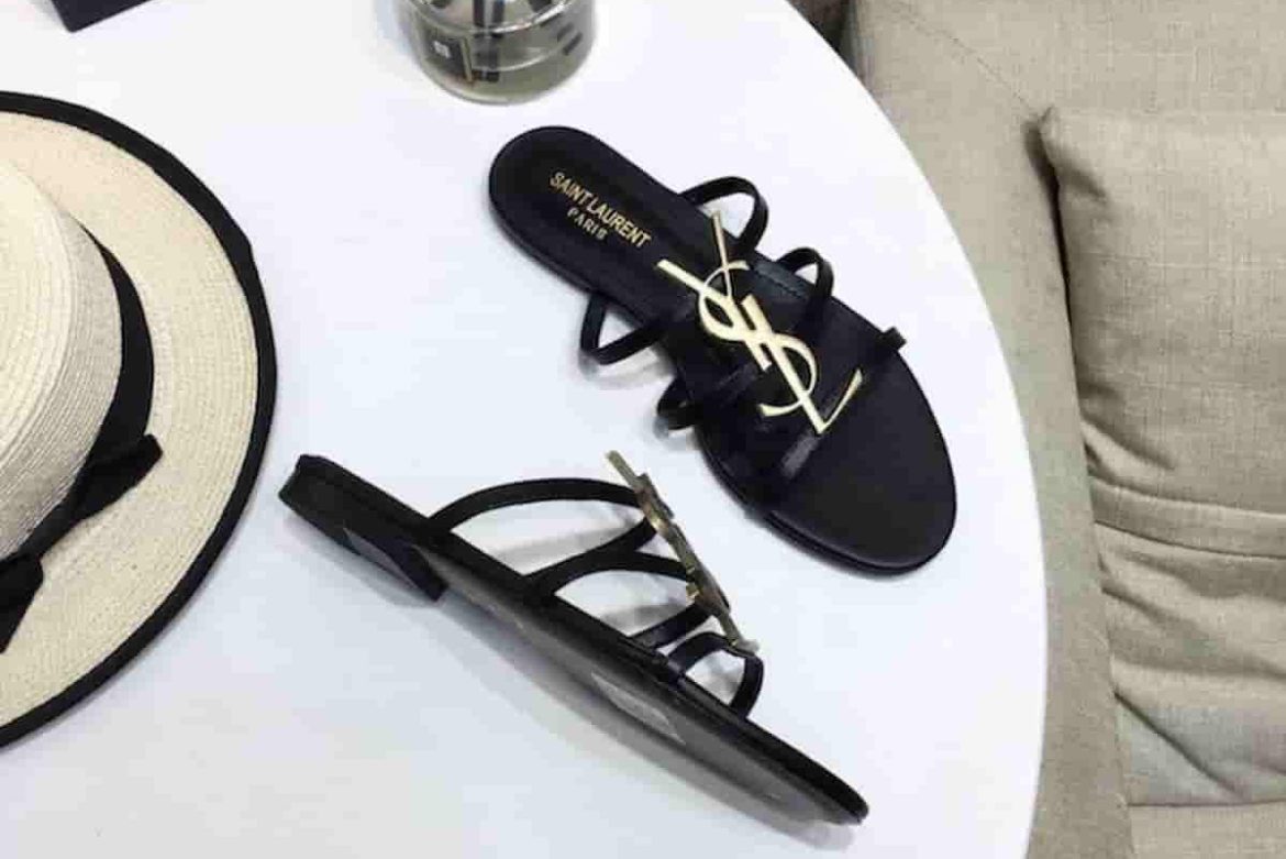 Buy and bulk price of YSL jelly black sandals